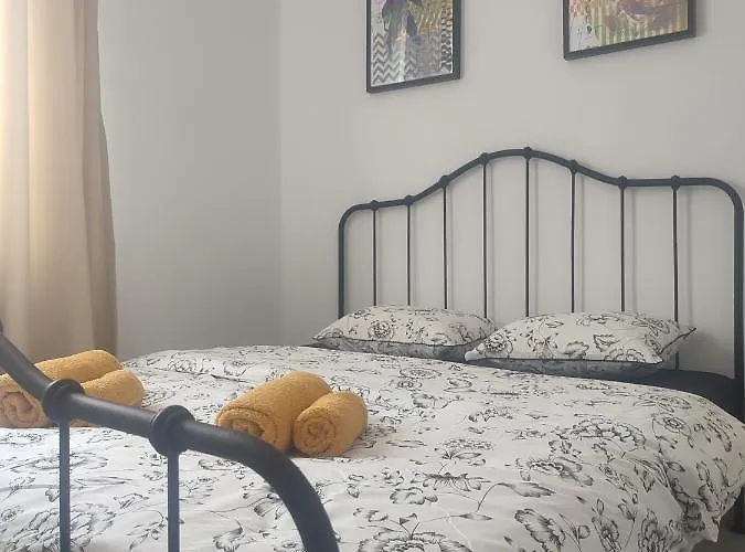 アパート The Moon ブカレスト