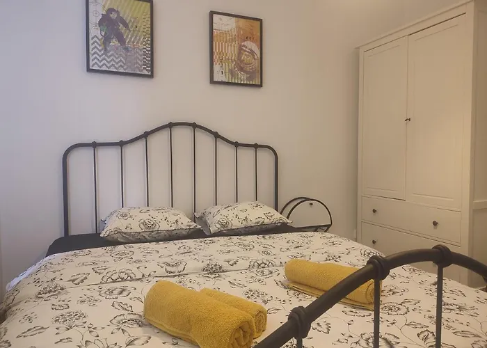 The Moon * Bucureşti